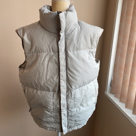 Banana Republic men’s down vest Sz xL - Picture 2 of 7